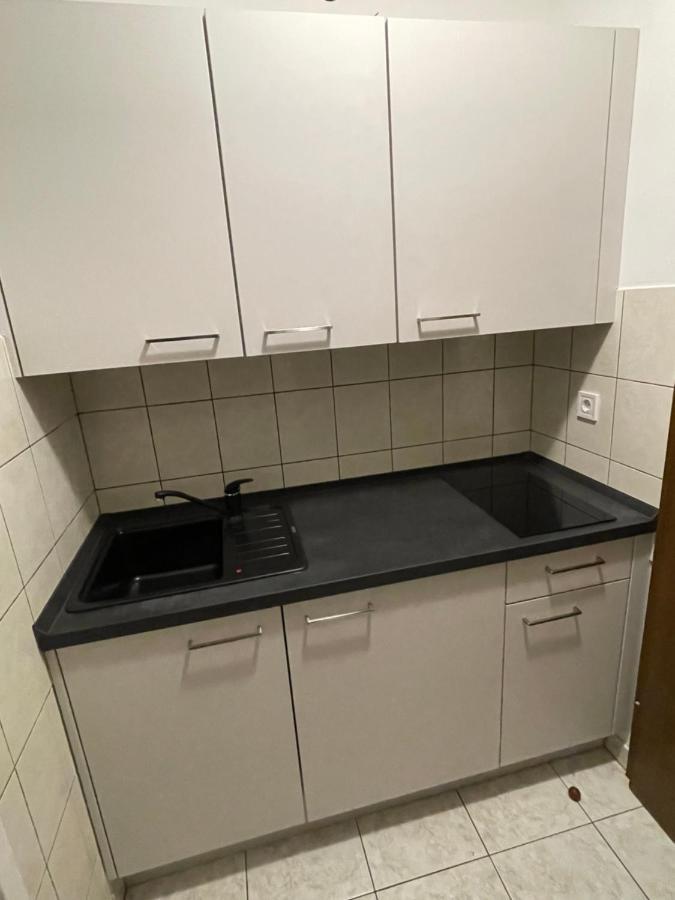 Apartments Zdjelar ポレッチ エクステリア 写真